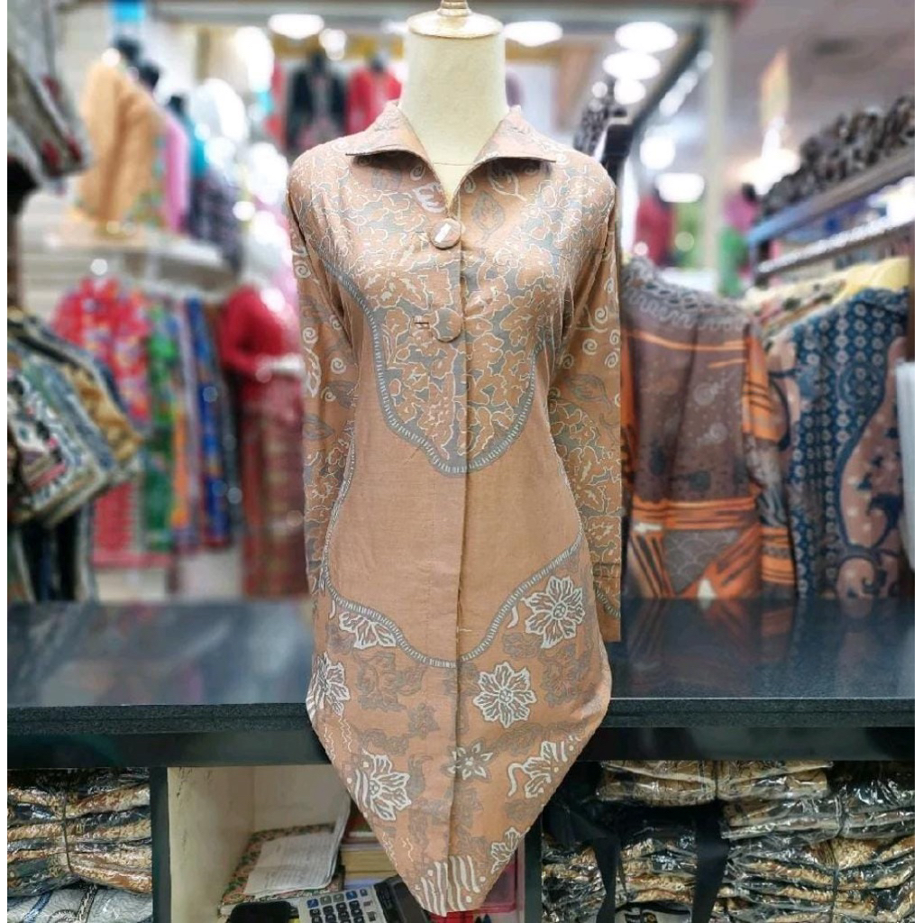 Batik-Gedung-Agung-Batik-Tunik-Wanita