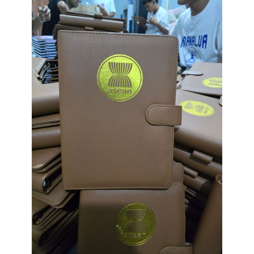 BUKU AGENDA CUSTOM KULIT SINTETIS/BUKU AGENDA SOUVENIR KANTOR/BUKU AGENDA KERJA