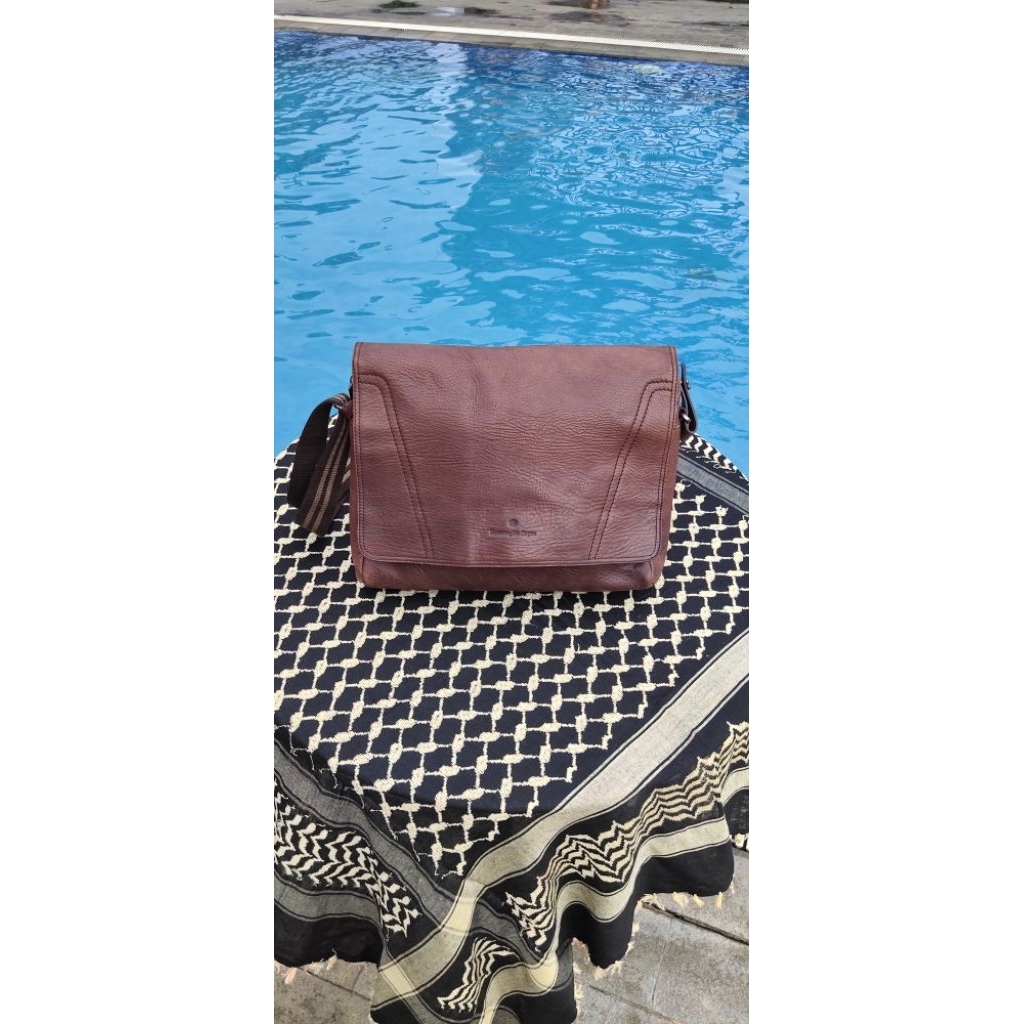 (WAJIB Transaksi Offline) Massanger Bag / Shoulder Bag Ermenegildo Zegna Authentic Made In Italy - P