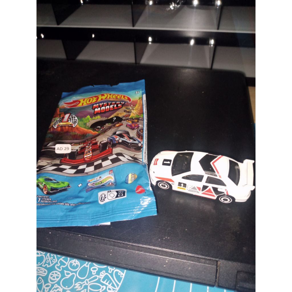 Hotwheels Mitsubishi Lancer Evolution IX Loose