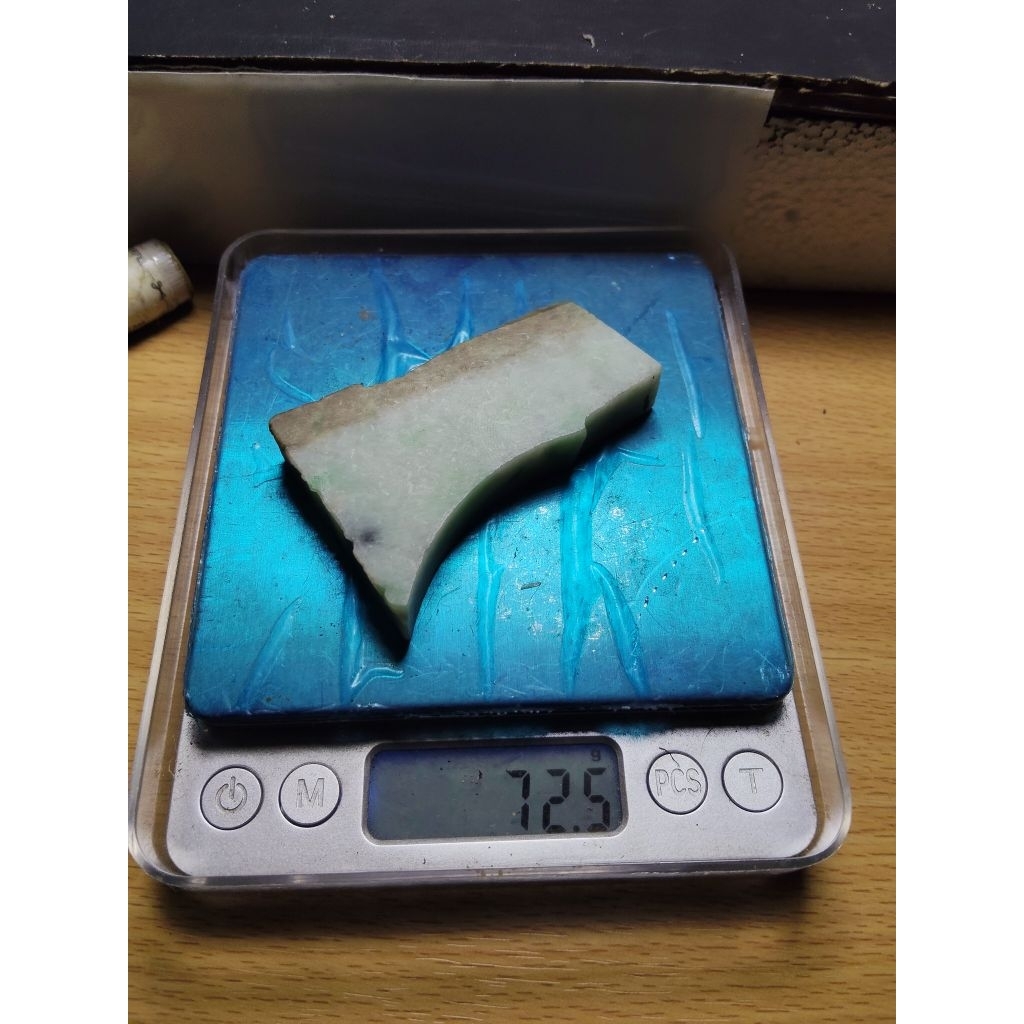 BAHAN BATU GIOK ASLI BURMA JADETE JADE B.6