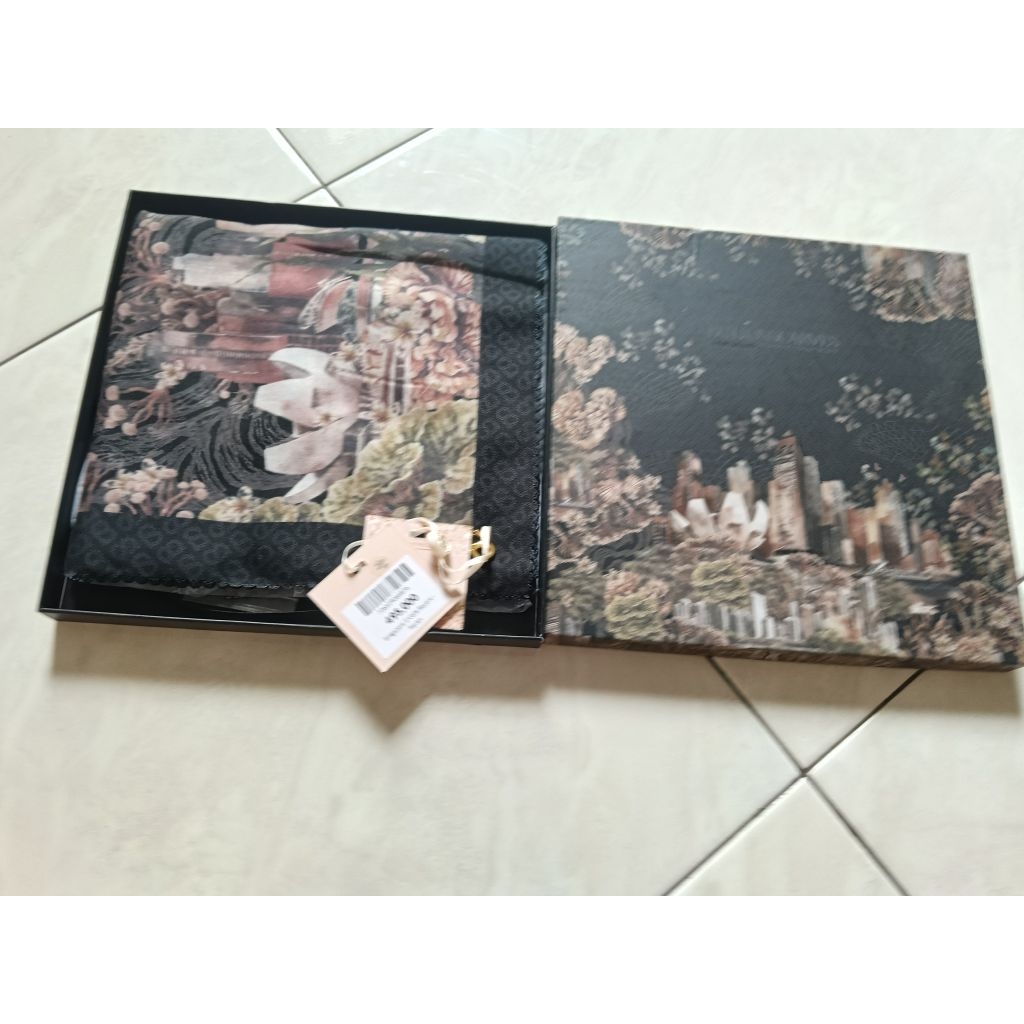 buttonscarves Singapore 2.0