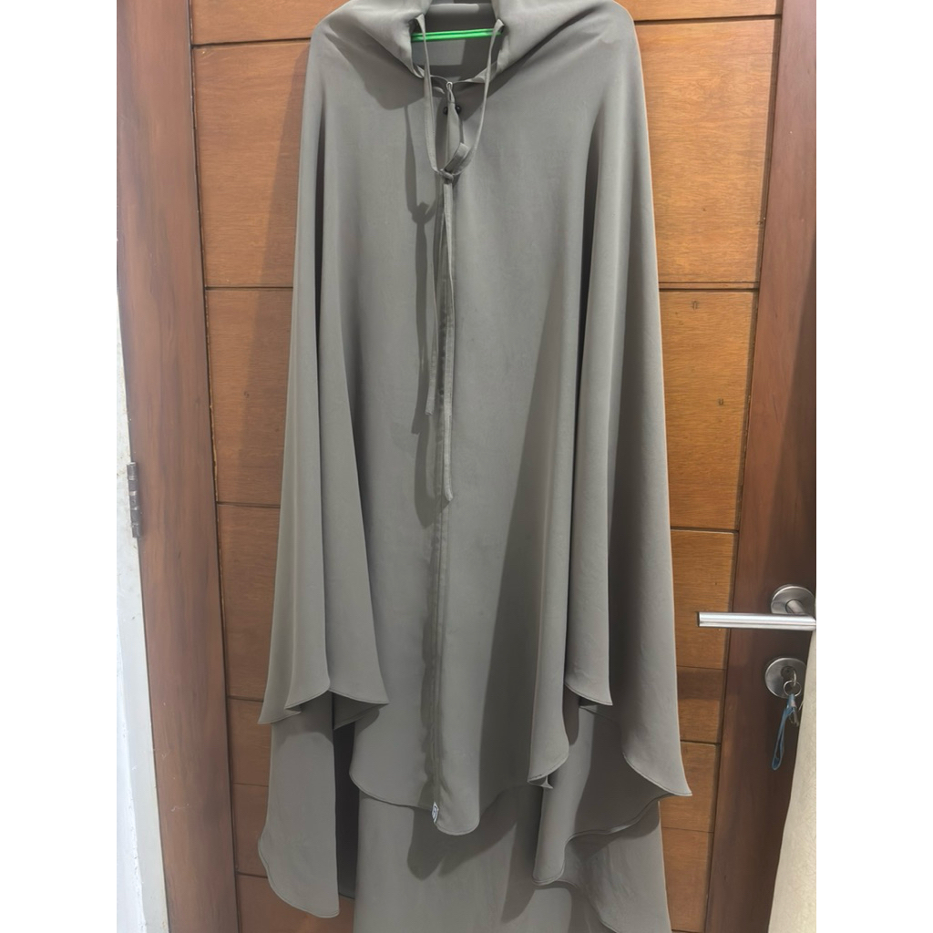 Classic Bergo Elmadina Preloved