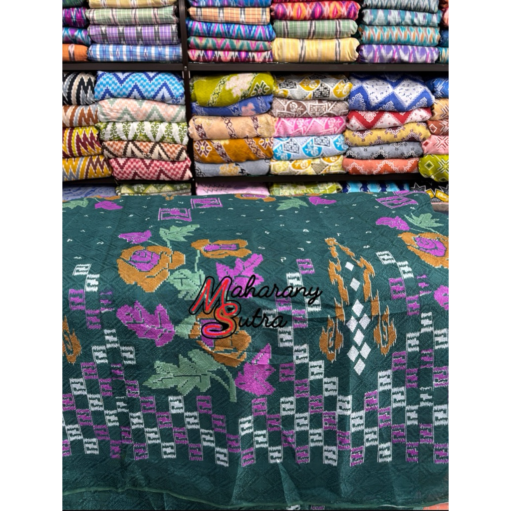 kain meteran motif lagosi