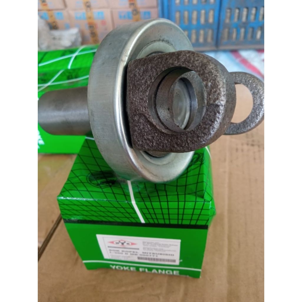 YOKE SLEVE MITSUBISHI L-300 DIESEL/ SOK KOPEL L-300 MB-000771