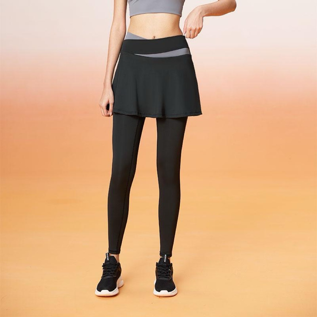 Preloved Wizzi Legging Celana Rok Olahraga Wanita Hitam Size M | Like New