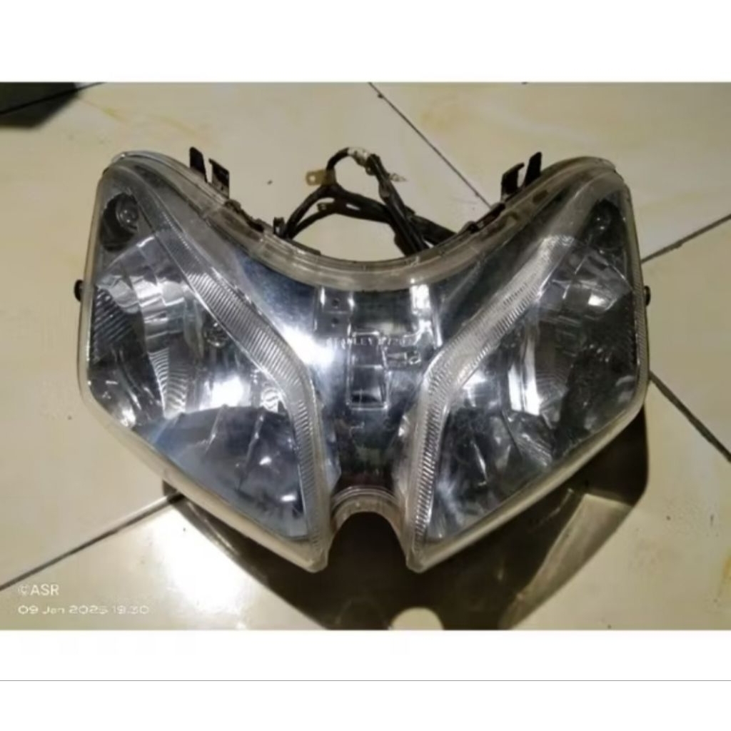 lampu depan honda vario 110 karbu vario lama  original copotan