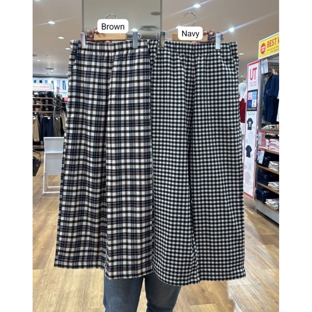 celana uniqlo flannel cewe