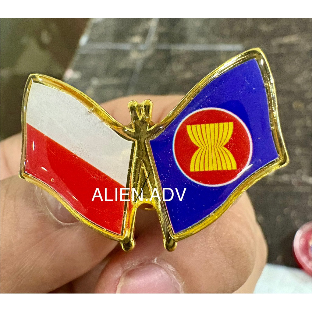 Pin CUSTOM MERAH PUTIH x ASEAN model kupu-kupu lapis fiber