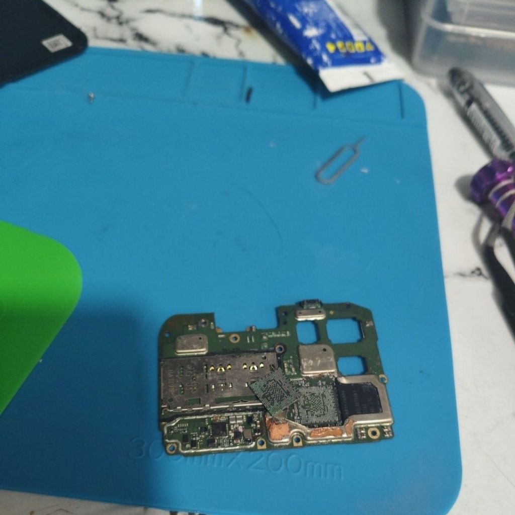 Mesin oppo a15 minus ic cpu sudah di angkat