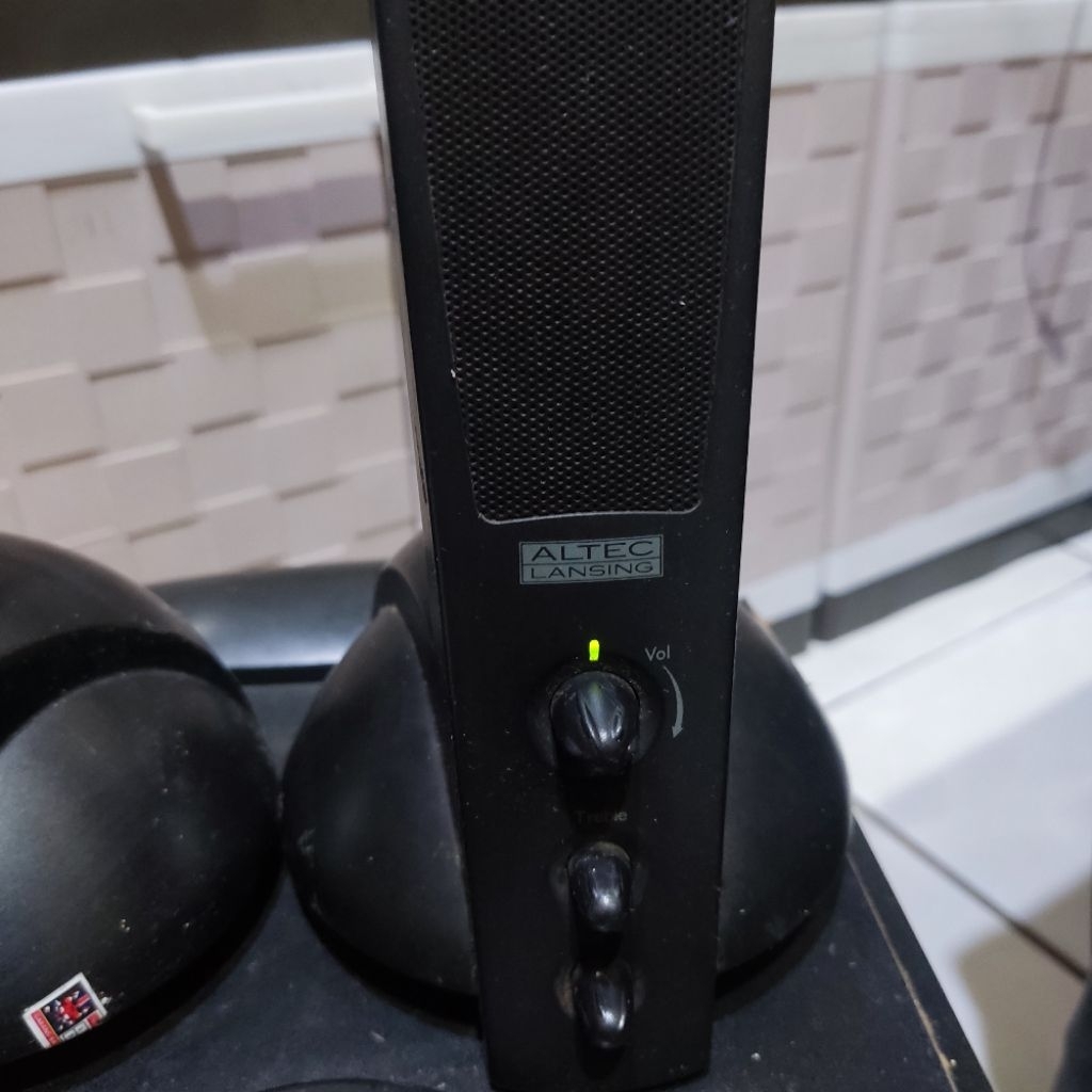 speaker altec lansing Atp3