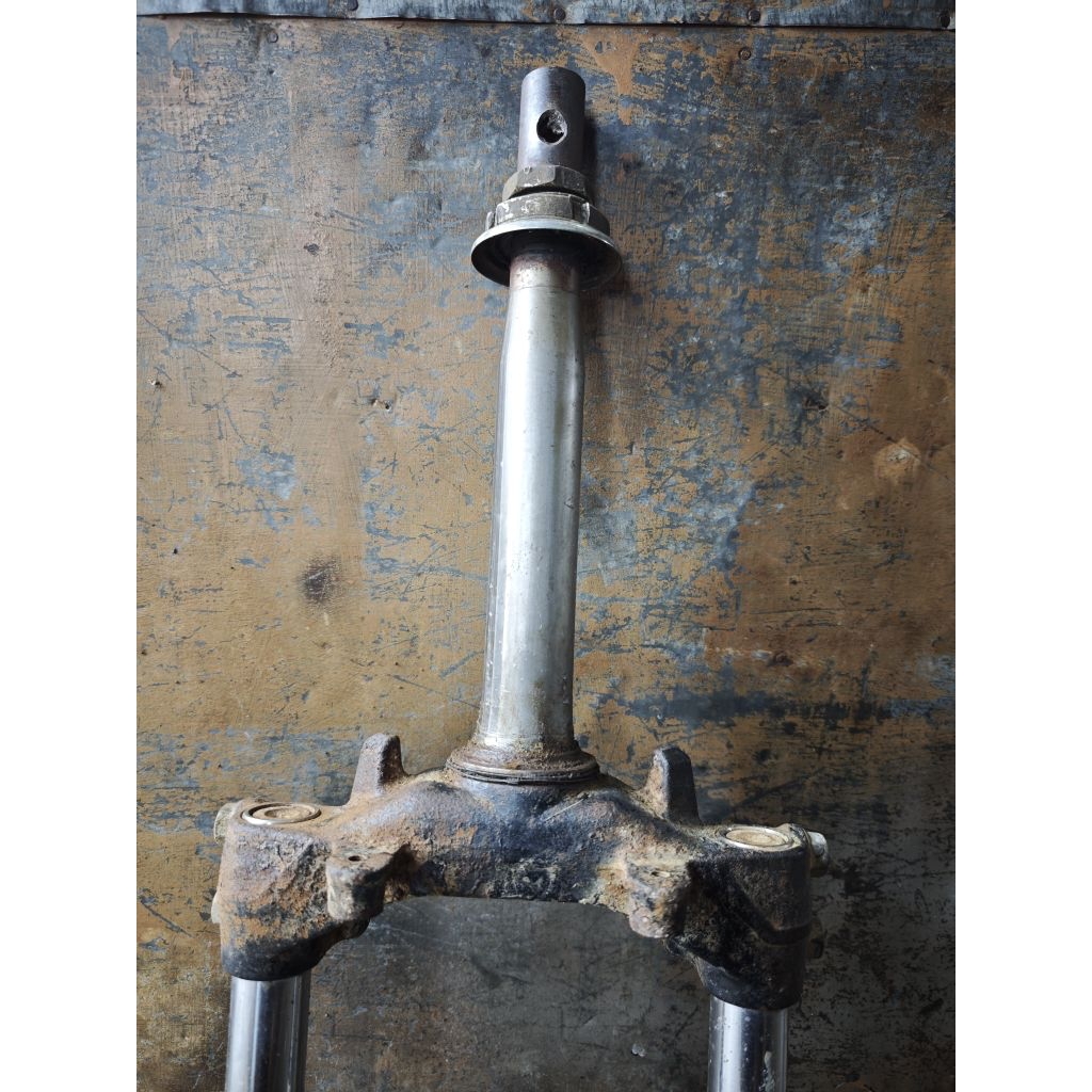 SEGITIGA SHOCKBREAKER DEPAN ALL NEW SCOOPY DONAT PRESTIGE RING 12