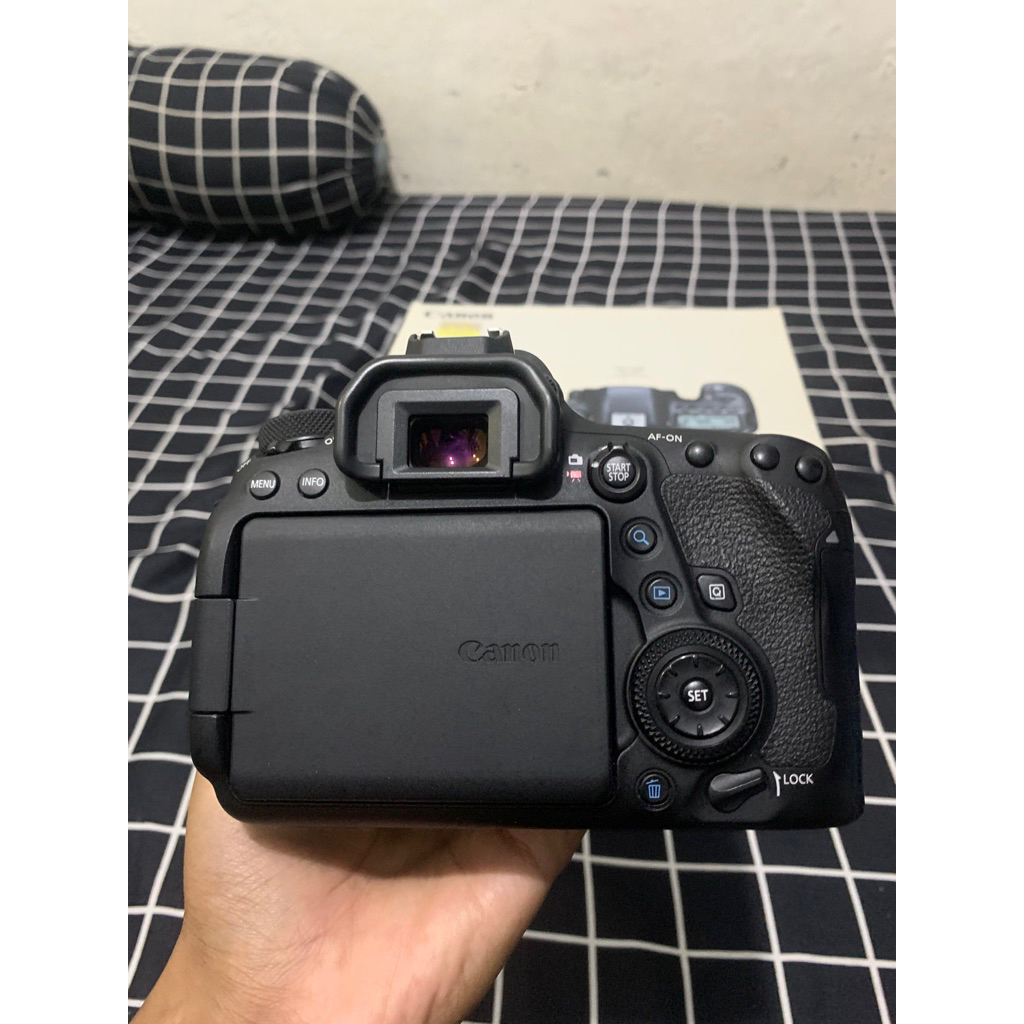 CANON 6D Mark ii