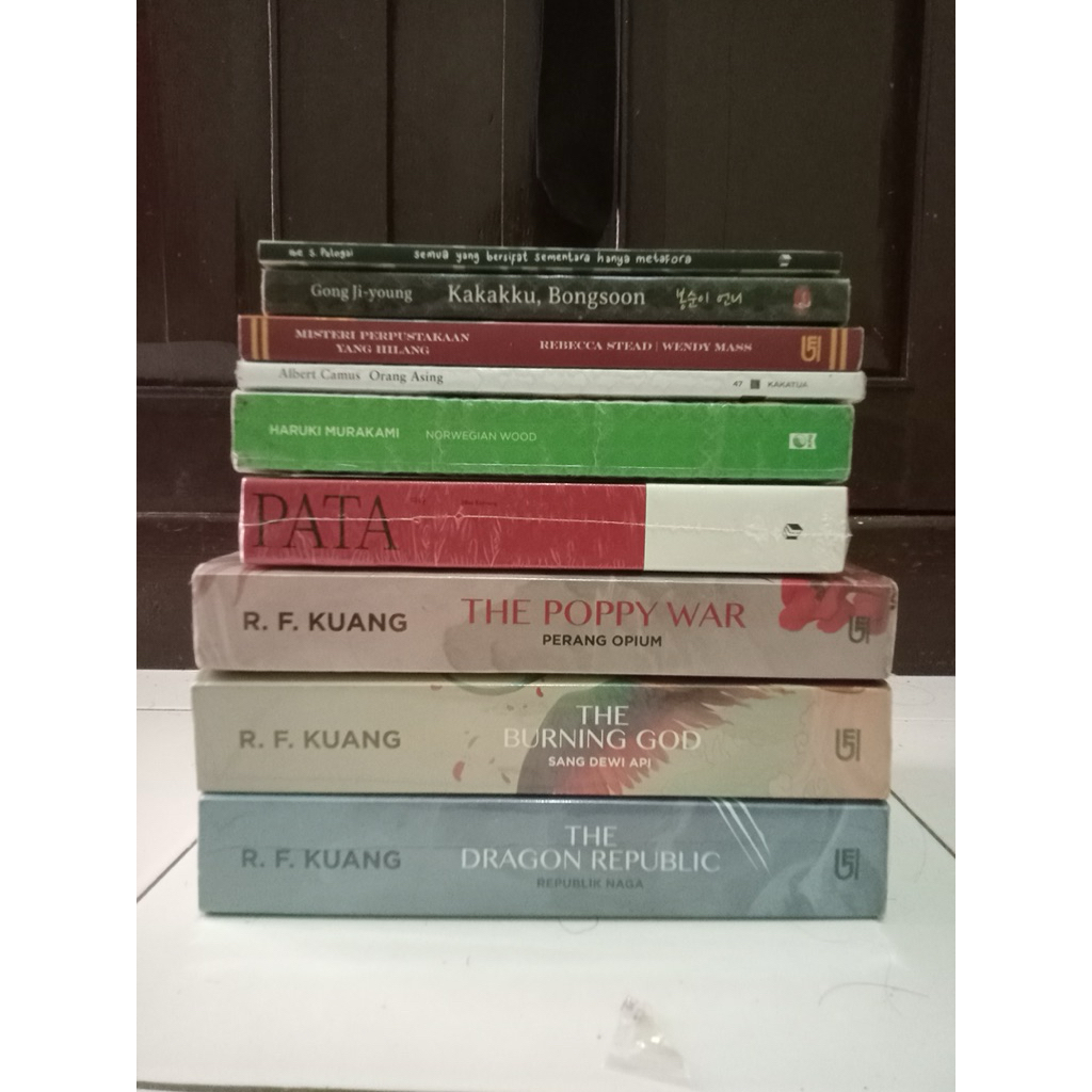 Preloved novel terjemahan satuan Poppy war orang asing Norwegian wood pata semua yang bersifat semen