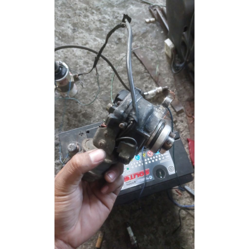 Delco Mazda 323 Interplay