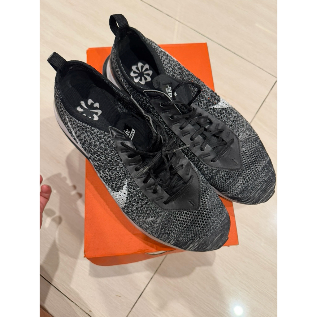 Nike Free RN flyknit 2018 sepatu original 27.5 cm