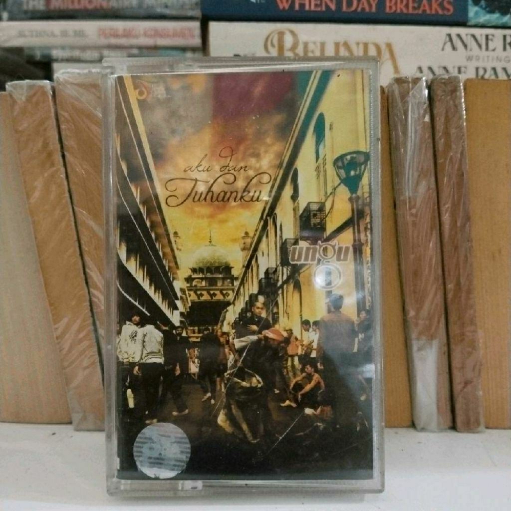 kaset pita ungu aku dan tuhanku baru