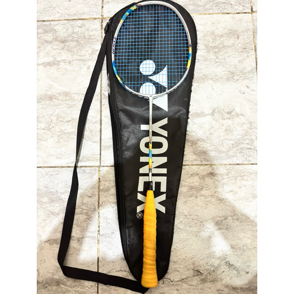 YONEX NANOFLARE 700 TOUR