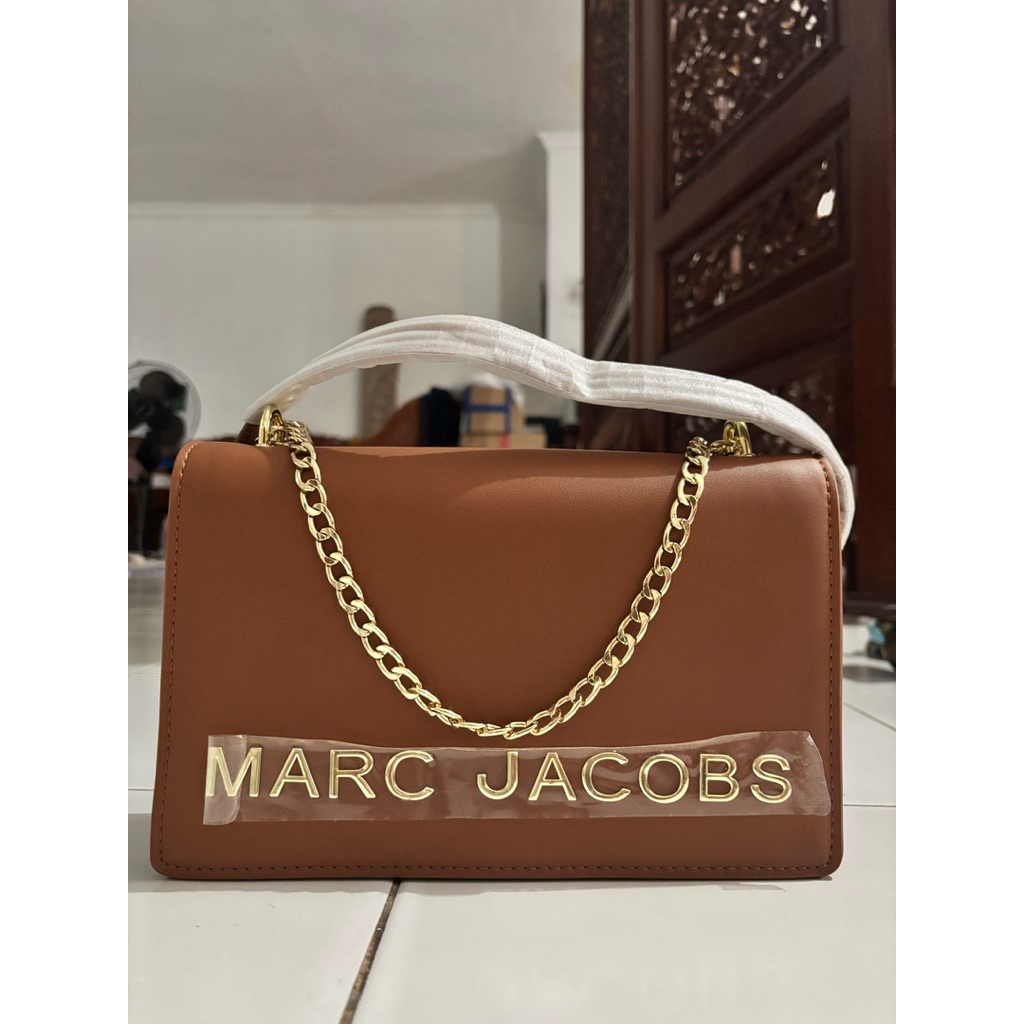 MJ Double Take Brown by Renera