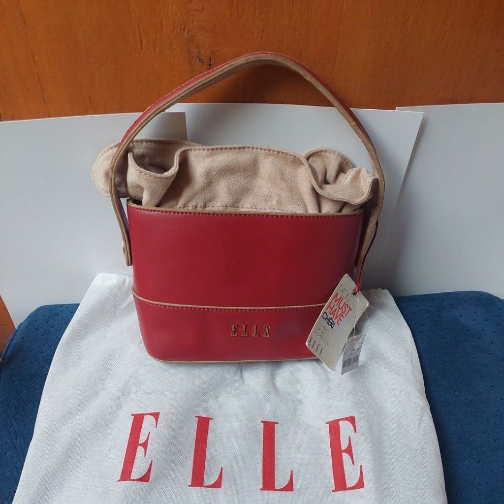 elle bag bucket bag new rijek, ada tali panjangnya di dalam
