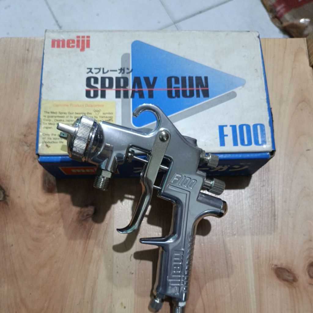 Spray gun Meiji F100