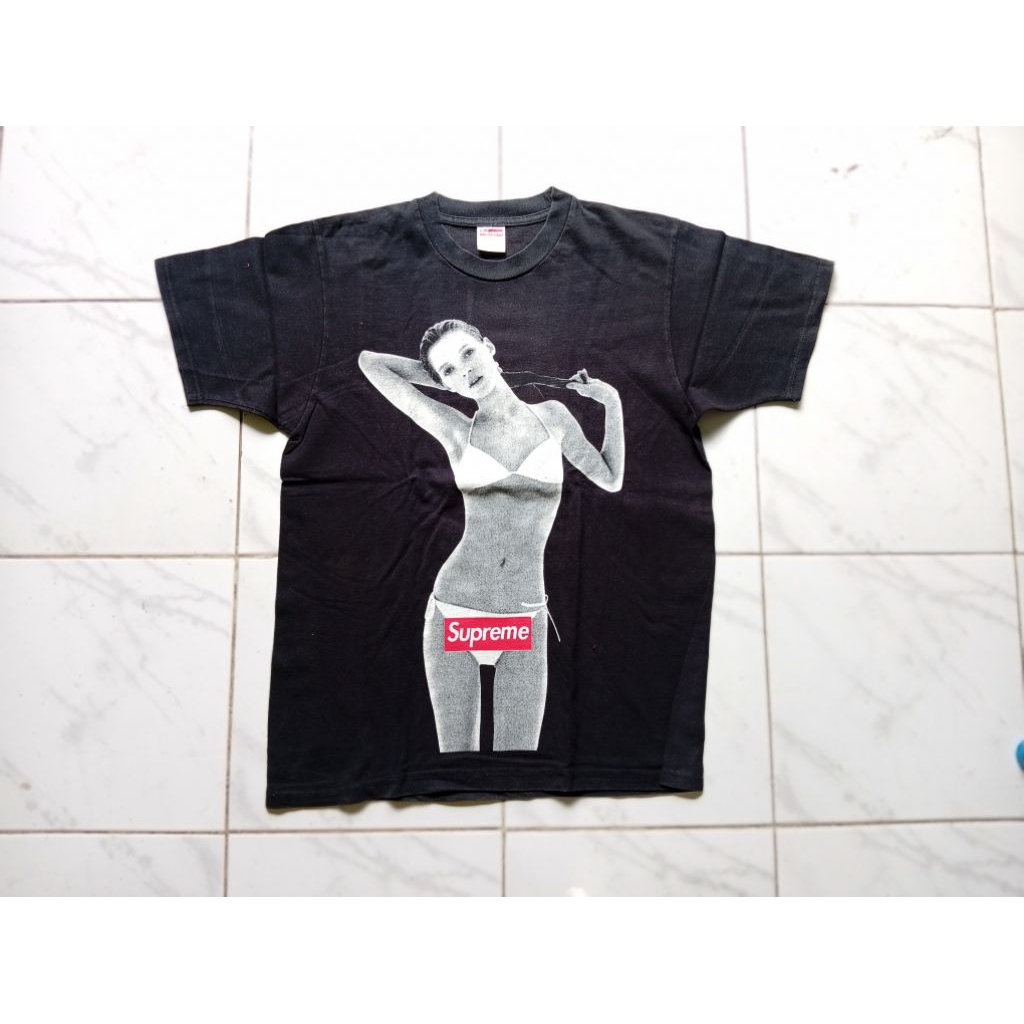 Supreme Kate Moss 10 anniversary