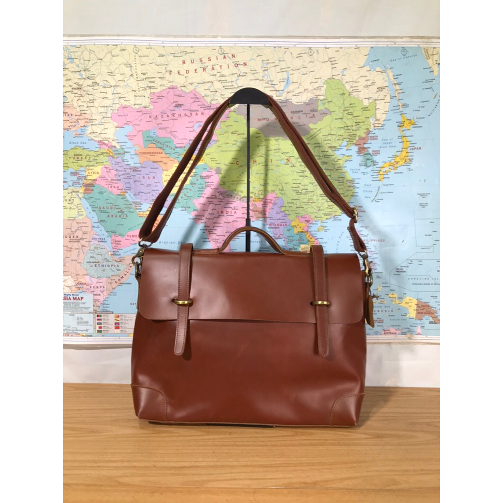 Leather bag messenger bag