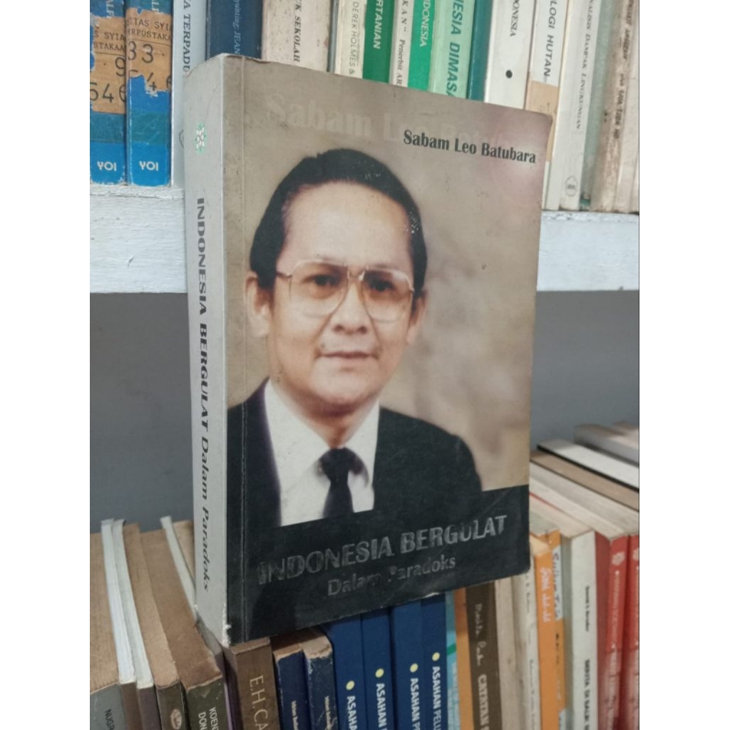 INDONESIA BERGULAT DALAM PARADOKS