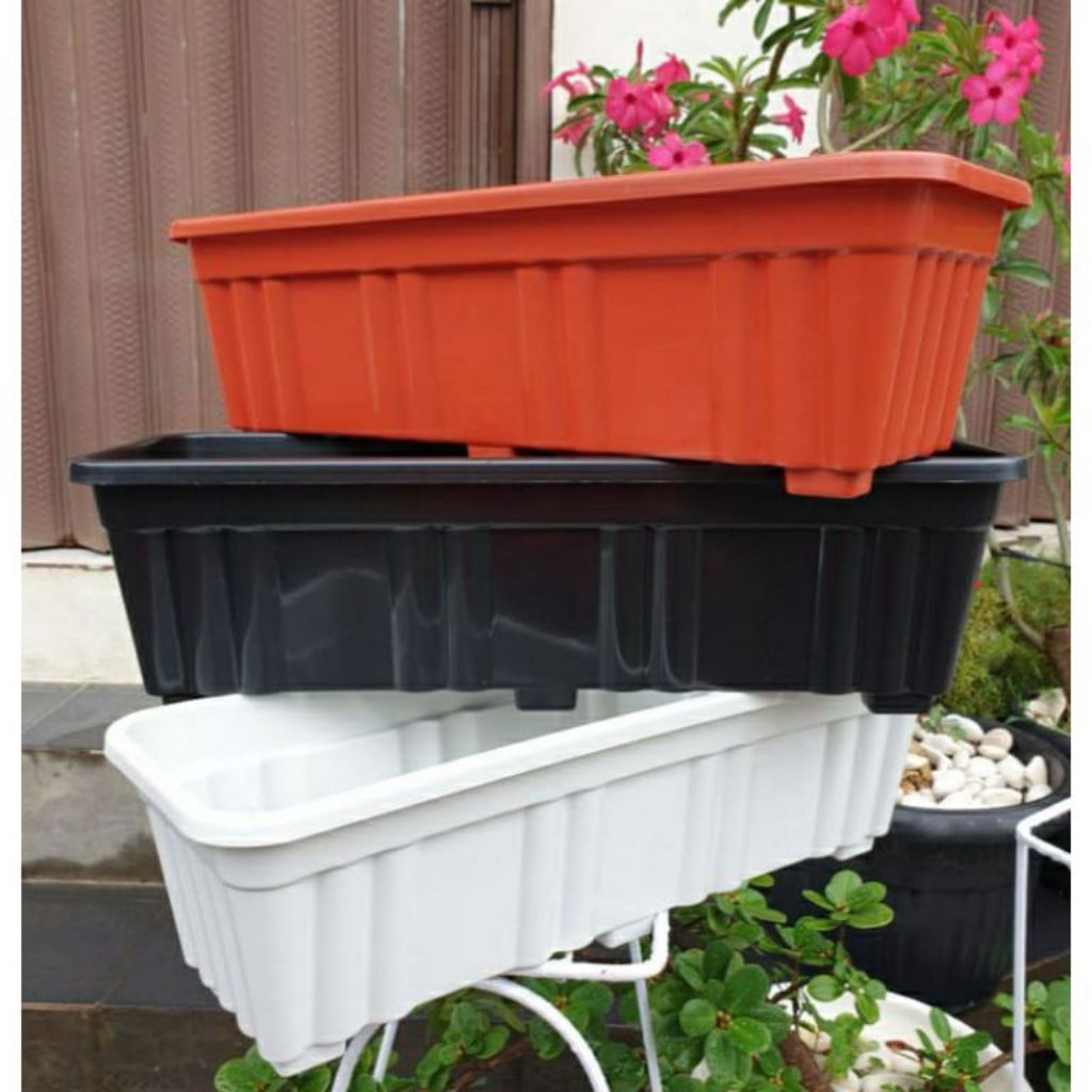 pot lee kwan yew panjang 50 cm warna merah hitam putih plastik