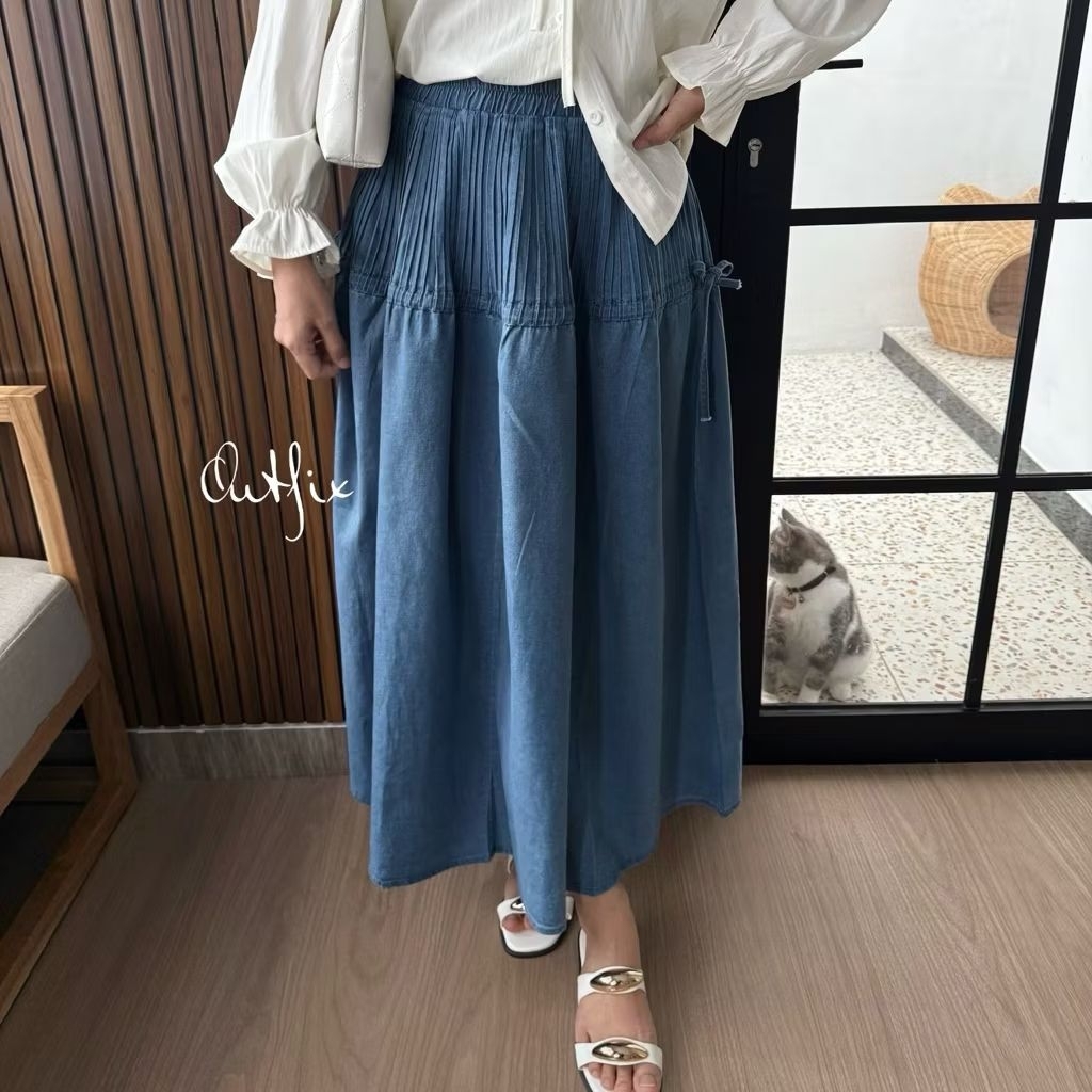 Pilena SkirtDenim, Favolio Skirt Coconut, Elbani Corduray Skirt by OUTFIX Ready