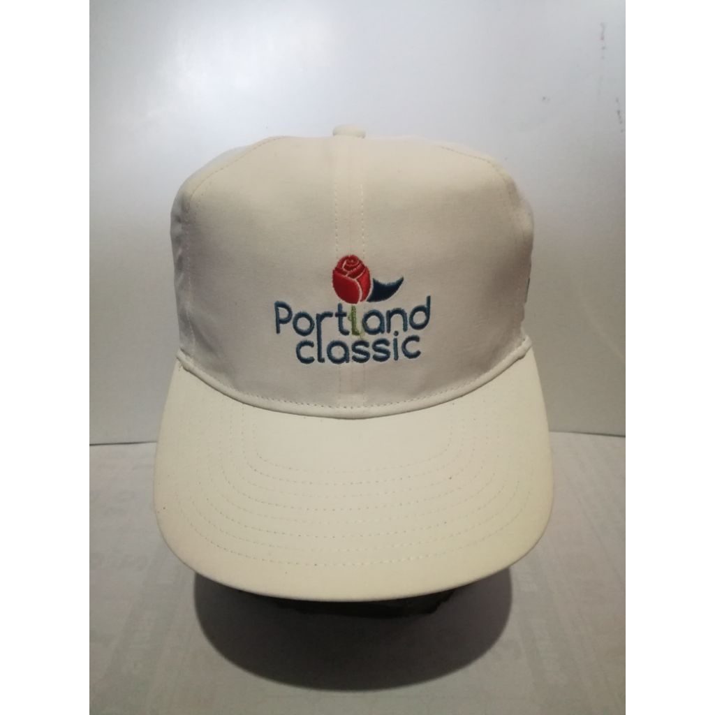 Topi nike warna putih second