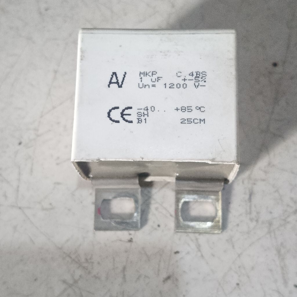 KAPASITOR.MKP 1UF 1200V