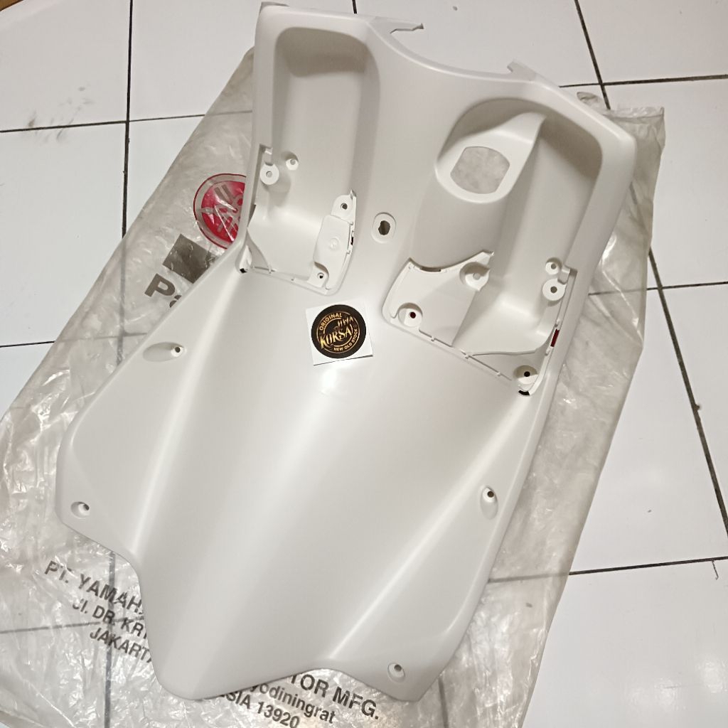 Cover Legsik Leksil Dek Kontak Yamaha Mio Soul Karbu Old Pertama Putih Asli Original Ygp