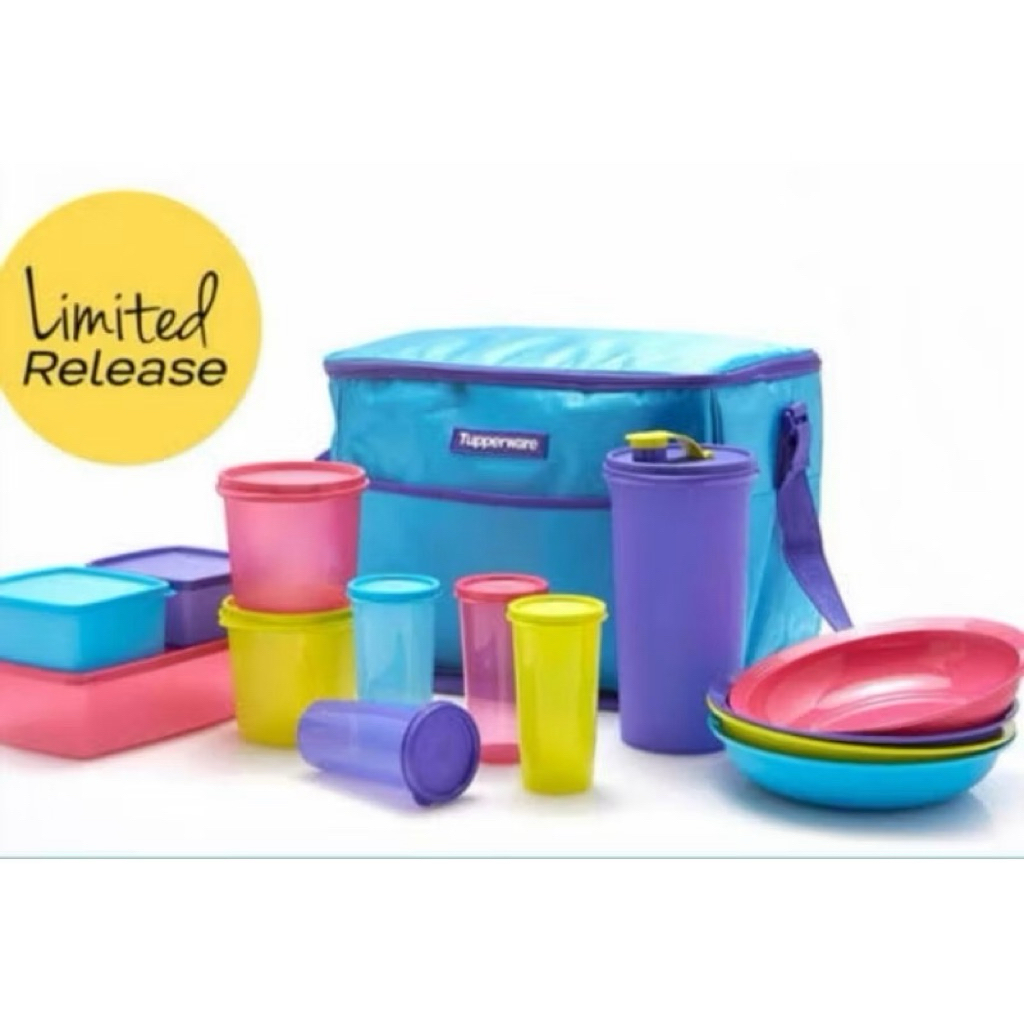 BIG SALE - Family Day Out Set Tupperware