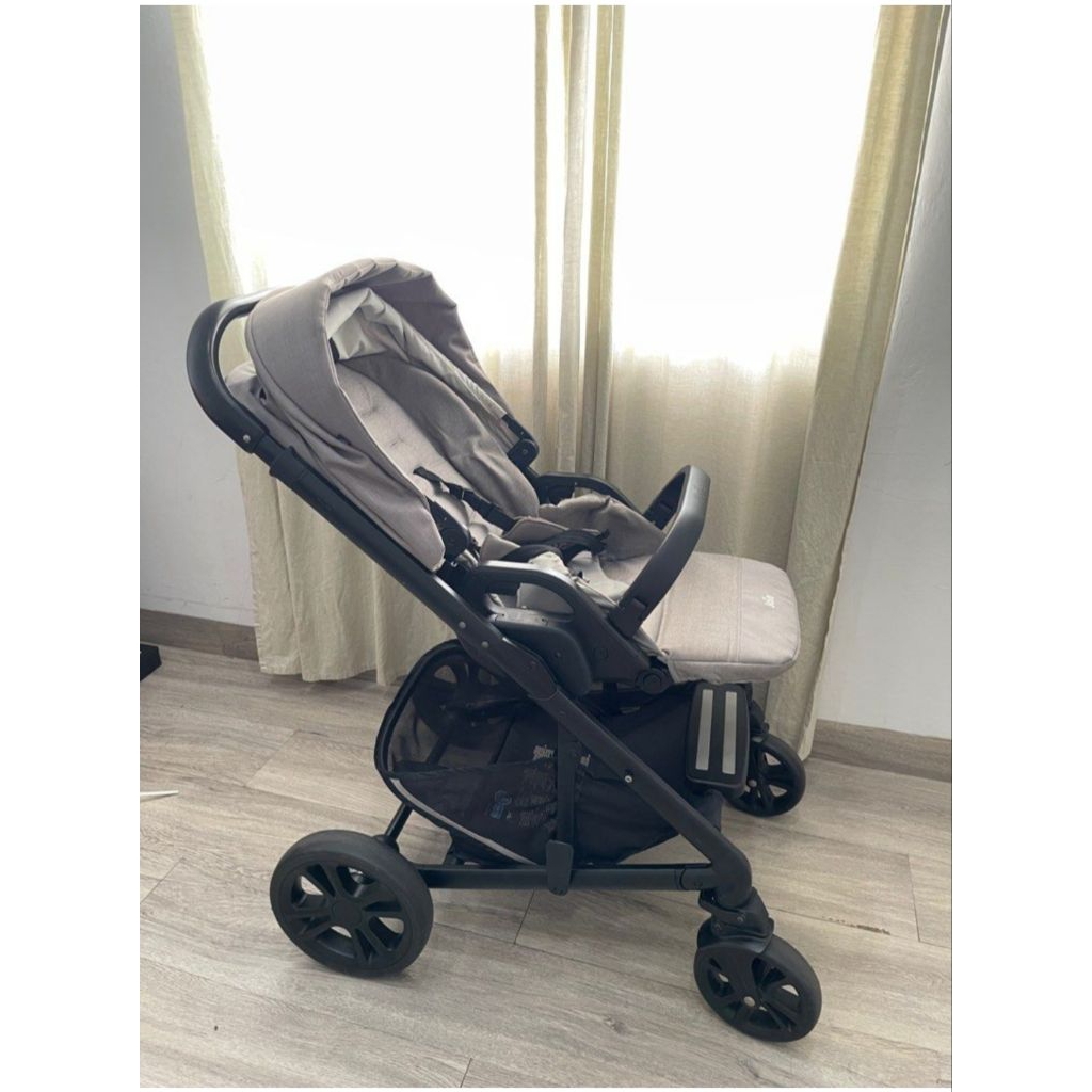Preloved Stroller JOIE CHROME