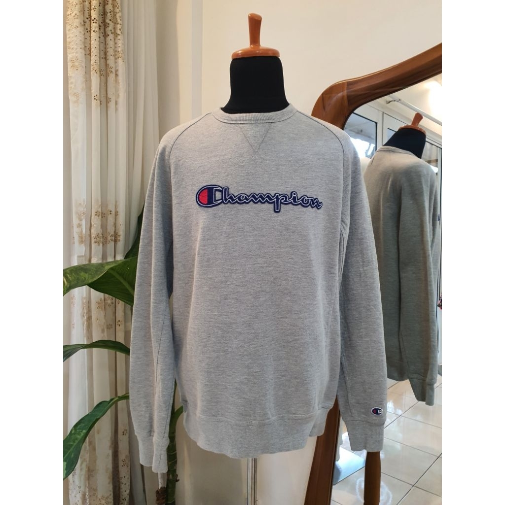 Crewneck Pria Champion