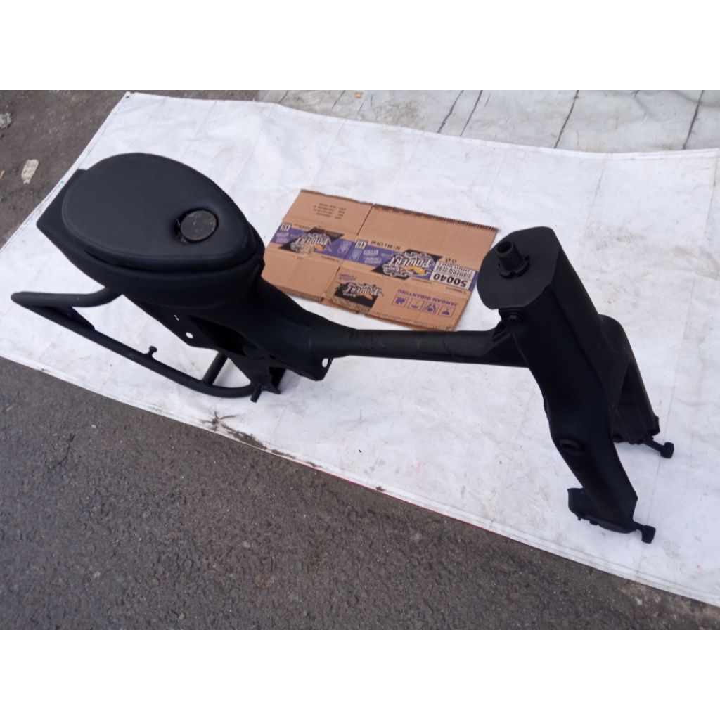 ready frame rangka fork tangki jok custom street cub rigid bobber cat baru hitam doff ban classic pn