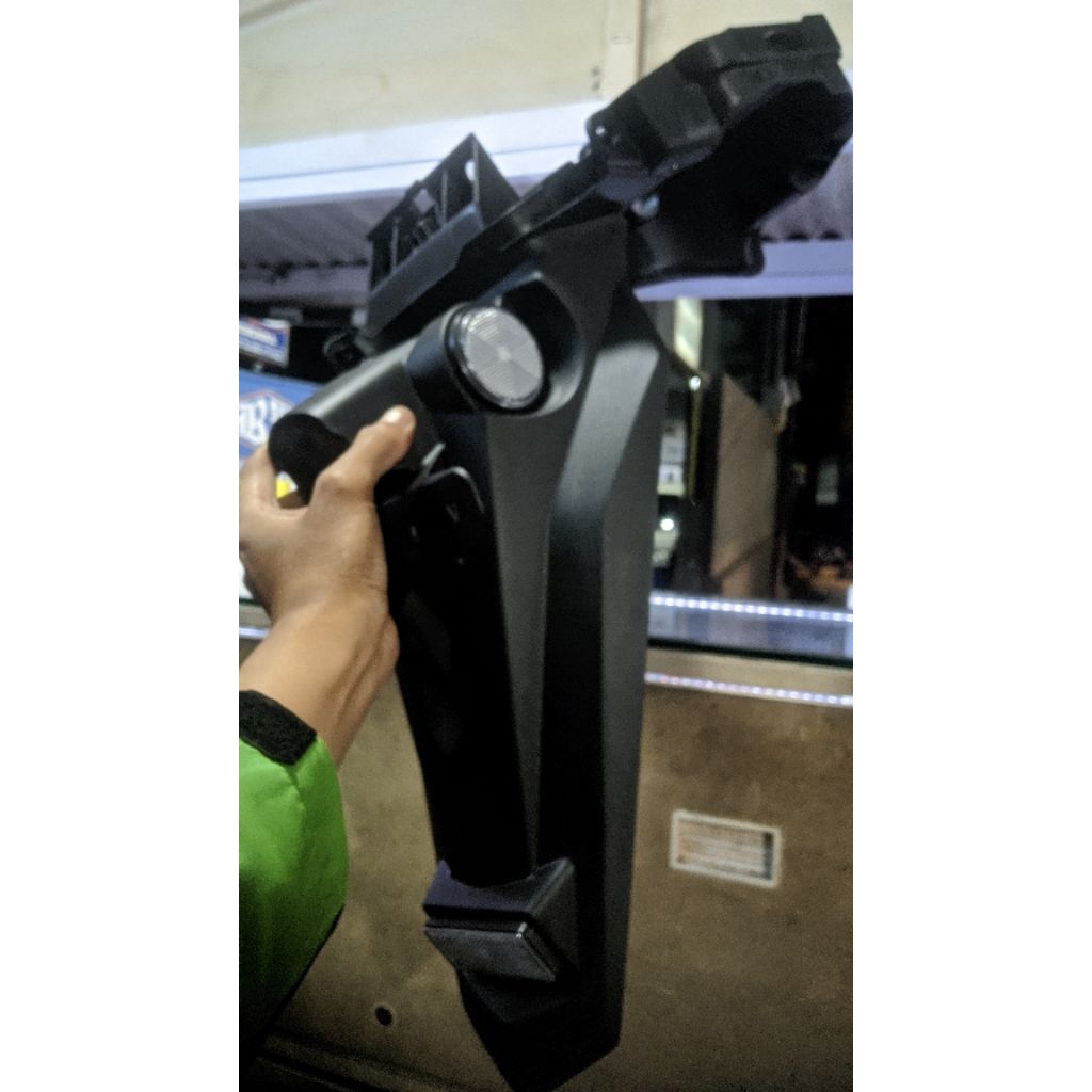 Spakbor All New Nmax Belakang Ori Original Set Mata Kucing Silver