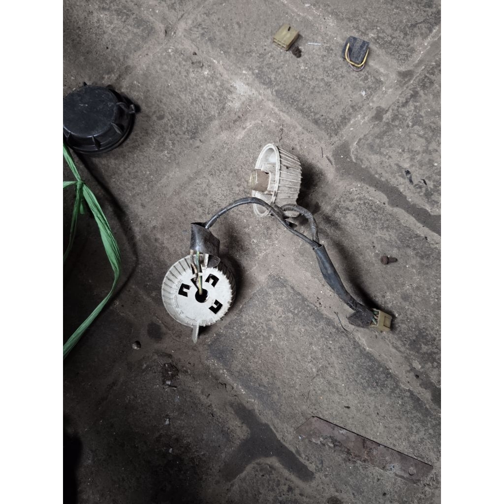 Soket lampu belakang toyota soluna original.