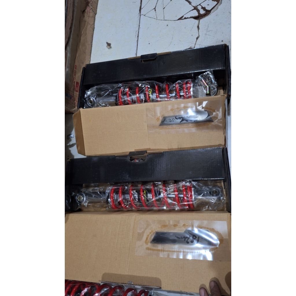 Skok belakang/shock breaker CMZ Racing Red CB-015-340MM