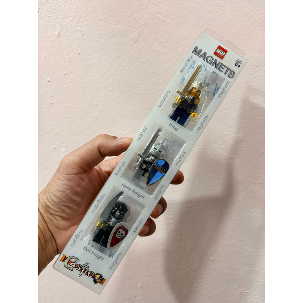 Lego Minifigures Castle King Magnets - Hero Knight - Evil Knight Seri 4514905 Buatan 2007