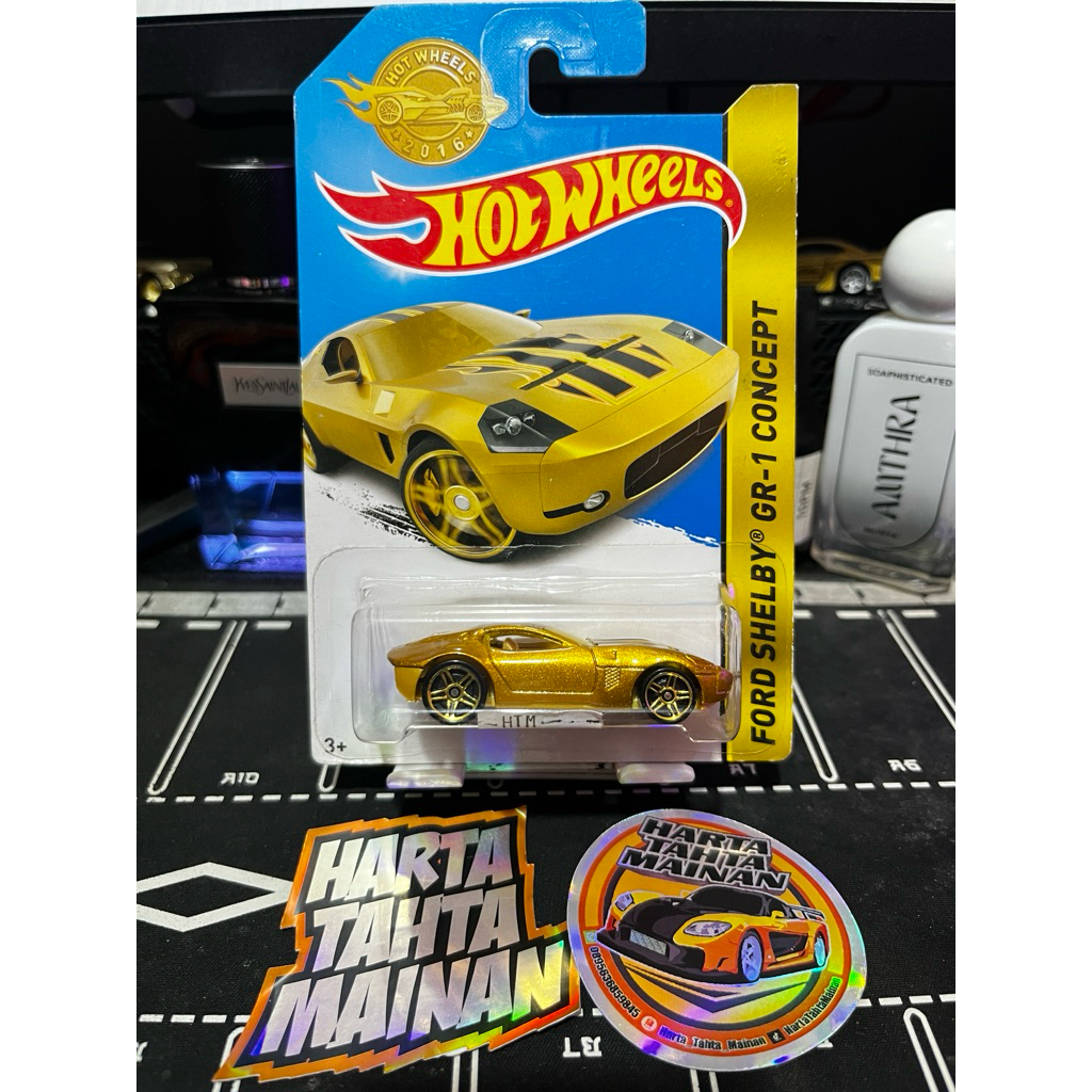 Hot Wheels Ford Shelby GR 1 Concept Emas Gold
