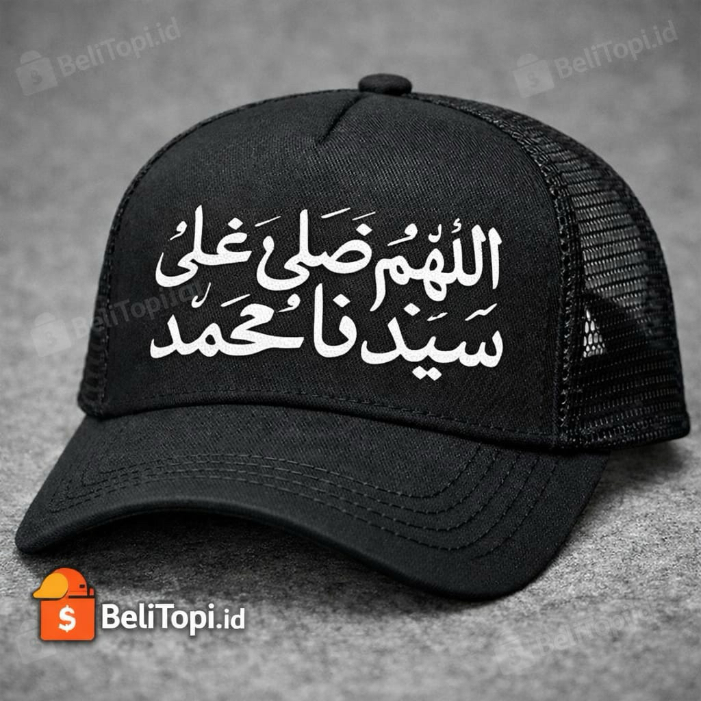 Topi Trucker Jaring Hitam Tulisan Arab Gold – Allahumma Sholli Ala Sayyidina Muhammad | Topi Muslim 