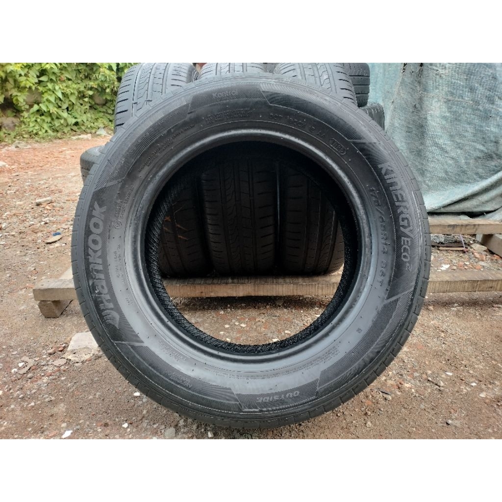 Ban bekas 175/65 R14 Hankook Kinergy