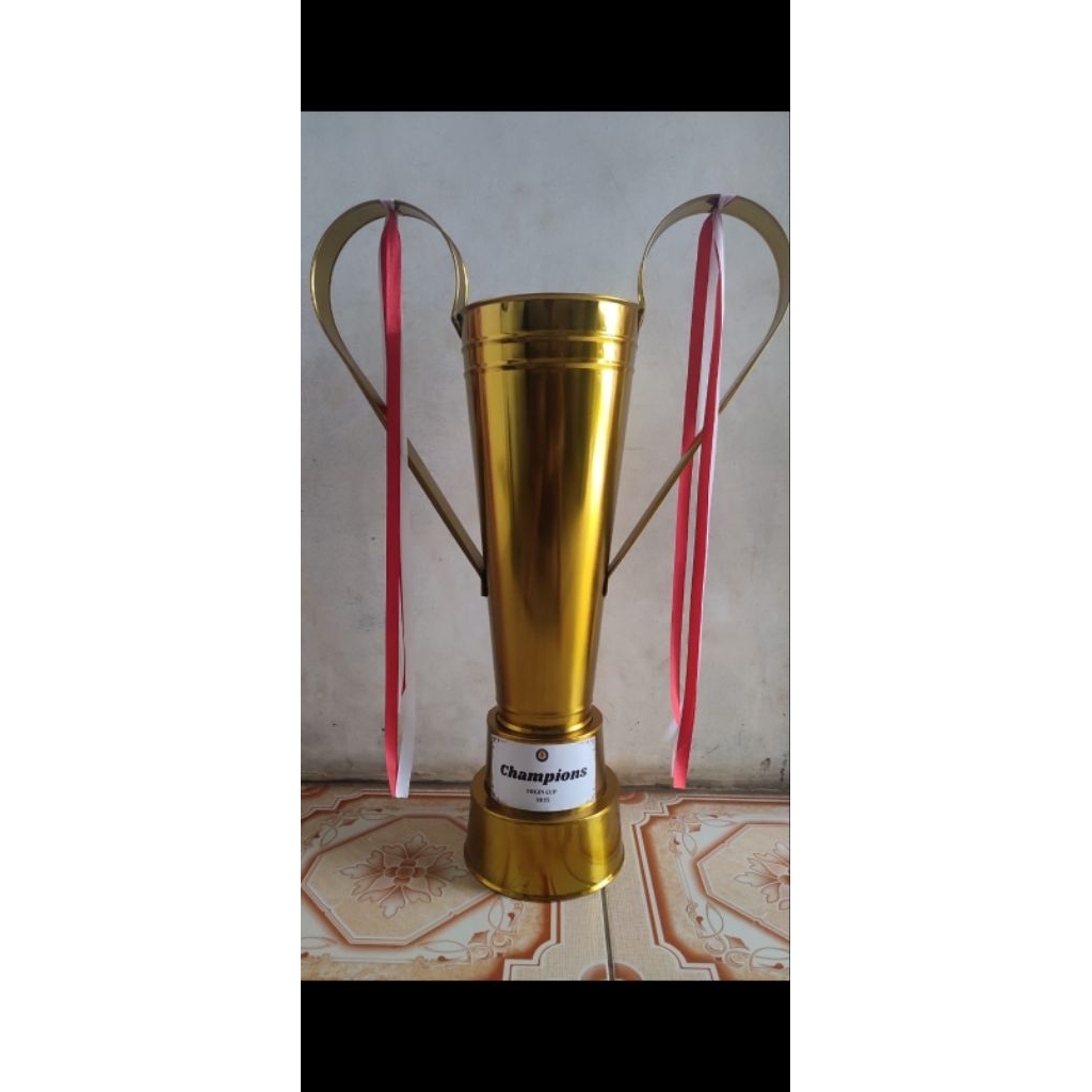 piala stainless Bola champions