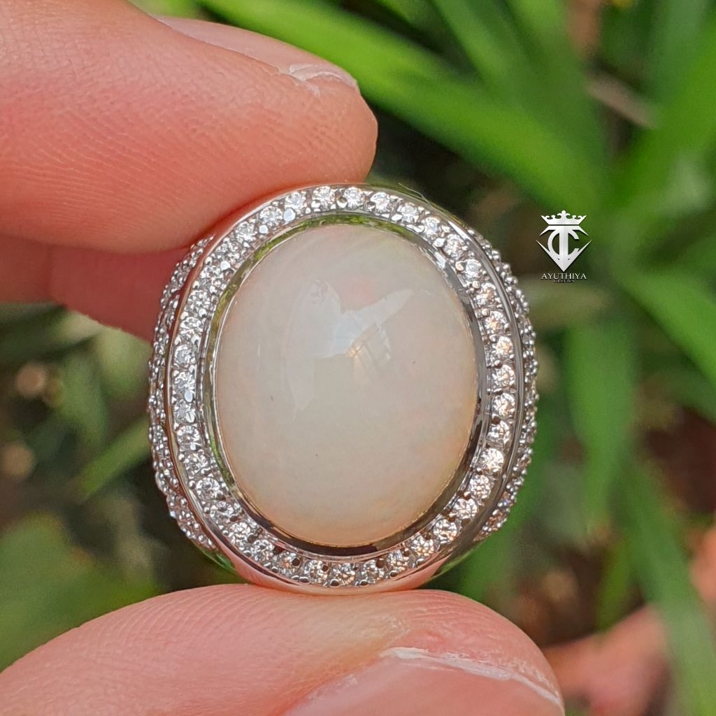Batu Permata Natural White Opal Kalimaya Milky 10.02 Ct NTE SKY Lab Memo