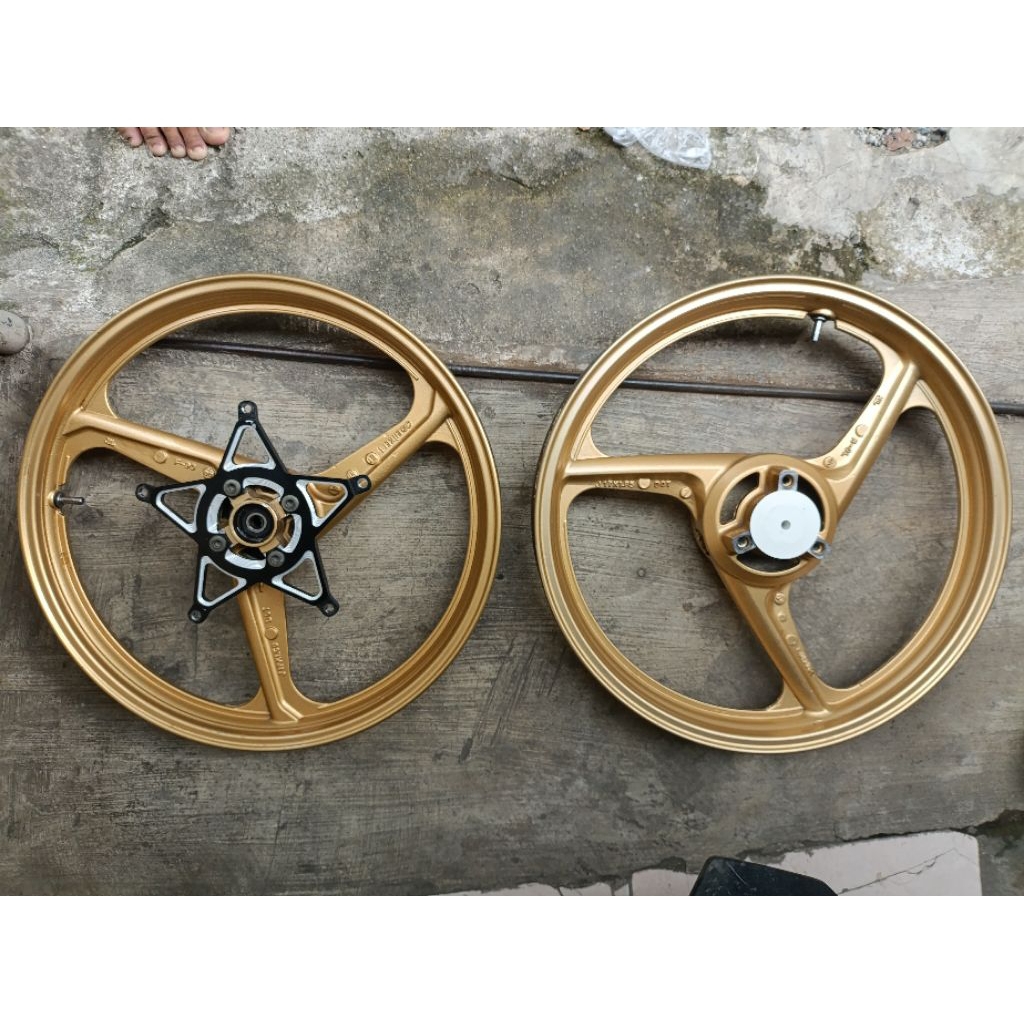 velg enkei palang 3 pnp satria fu/fufi tanpa rubahan boshing standar