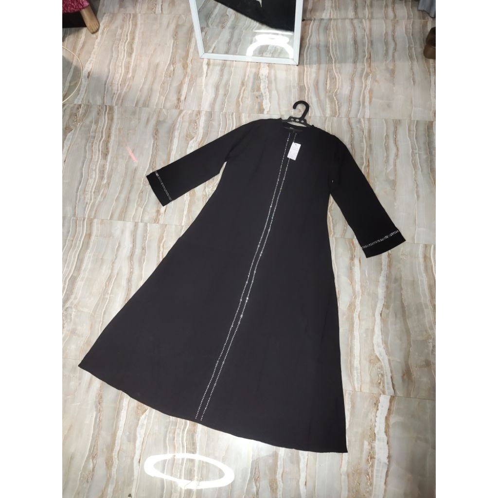 ABAYA BASIC SERAYA - ABAYA HITAM PAYET SIMPLE ELEGAN