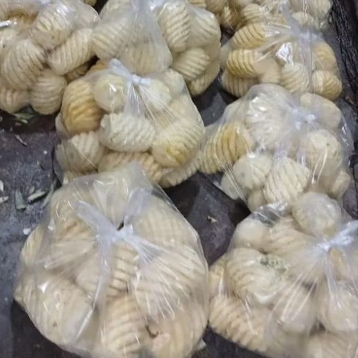 NANAS PALEMBANG KUPAS BerSIH PER 1 pcs