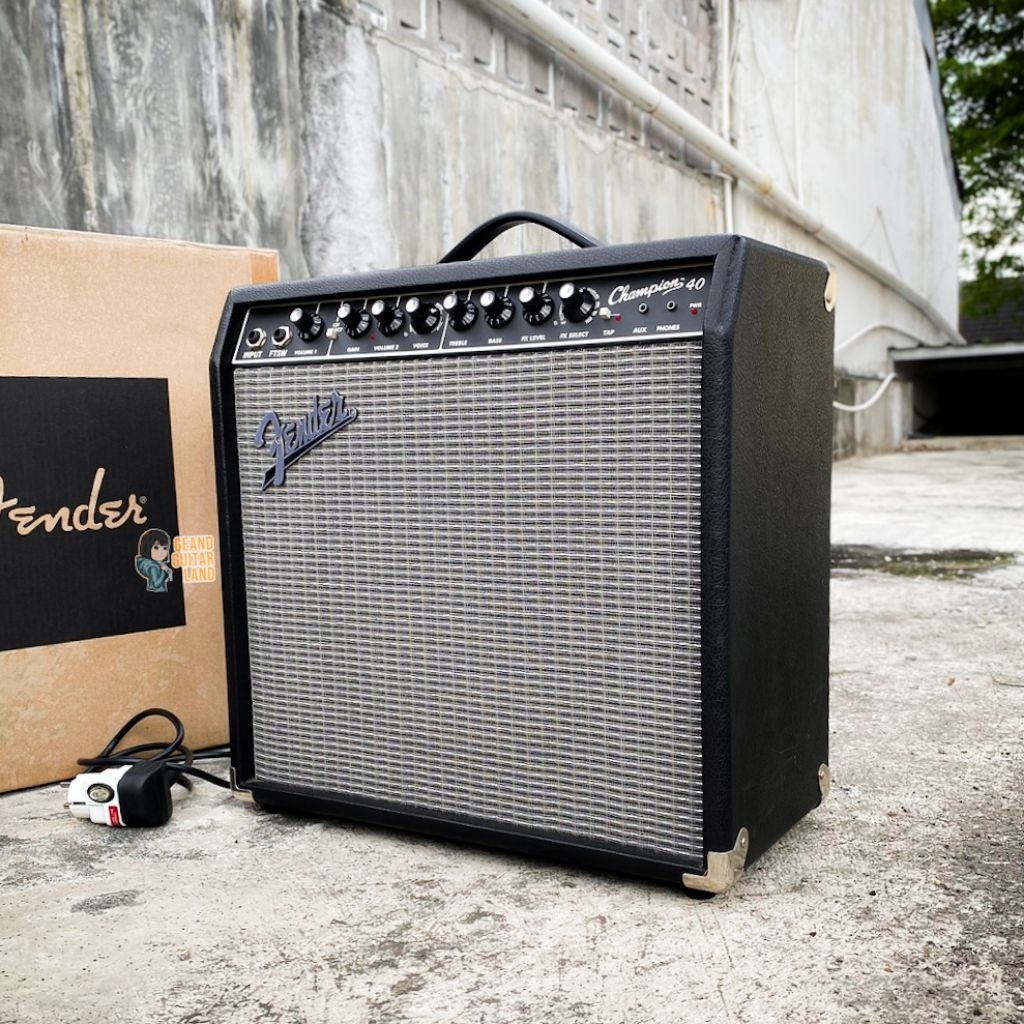 Fender Champion 40 Guitar Combo Amplifier